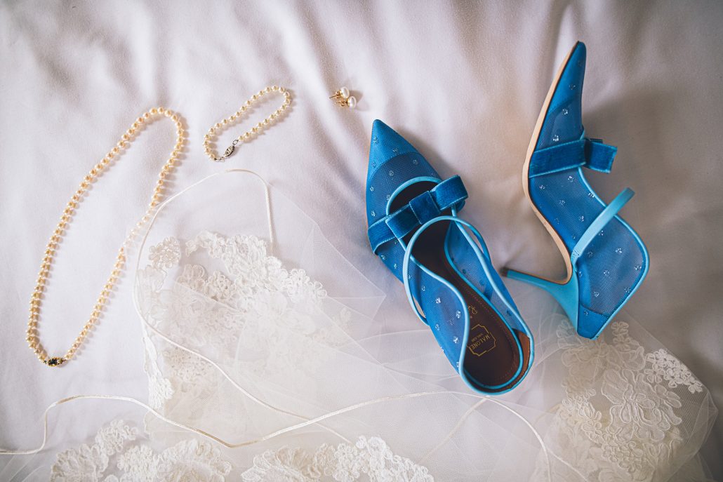 Yelena and Chris Wedding - Brides Shoes Jewelry - Brooklyn Botanic Garden - Sascha Reinking Photography
