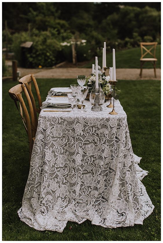 Unique Wedding Table Linen Ideas That Are Anything But Basic by Bride