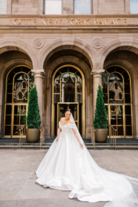Rebecca and Kevin Wedding - Bridal Portrait - Tavern on the Green - Lizzie Burger Photography