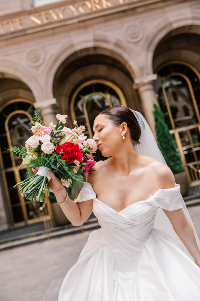 Rebecca and Kevin Wedding - Bridal Portrait Bouquet - Tavern on the Green - Lizzie Burger Photography