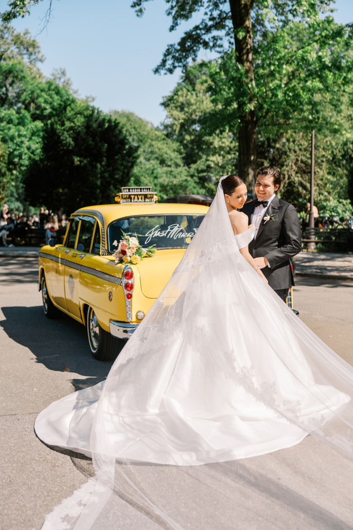 Rebecca and Kevin Wedding - Bride and Groom Portrait - Tavern on the Green - Lizzie Burger Photography