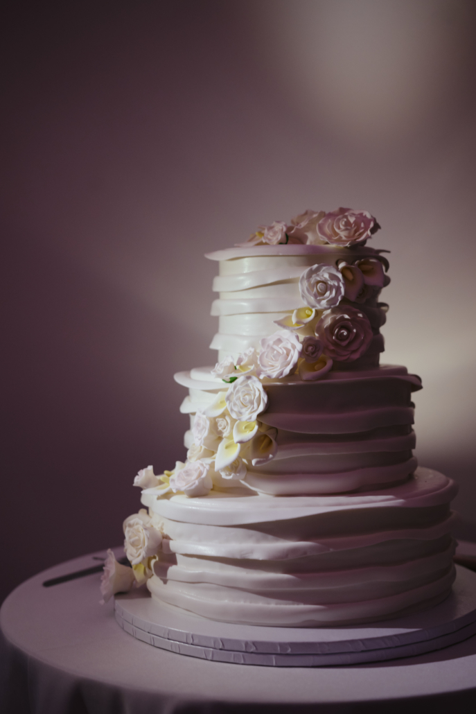 Shifali and Vikram Wedding - Wedding Cake - Vesper - Tati and Roman Photography