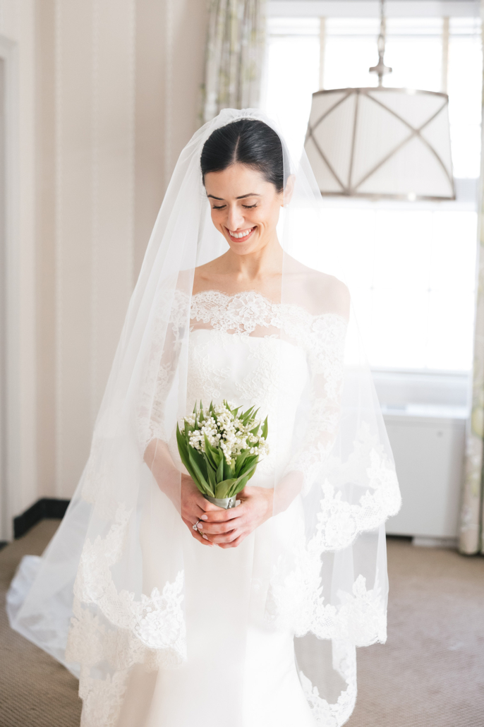 Maggie and Schuyler Wedding - Bridal Portrait Bouquet - Yale Club - Yumi Matsuo Studio