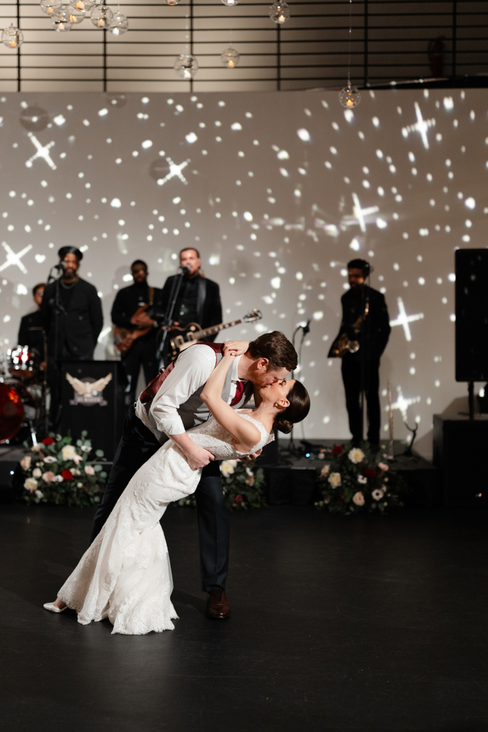 Allison and Brandon Wedding - Bride and Groom Kissing - Tribeca Rooftop 360 - Jaymo Jaymes